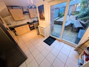 Photo 5- click for photo gallery